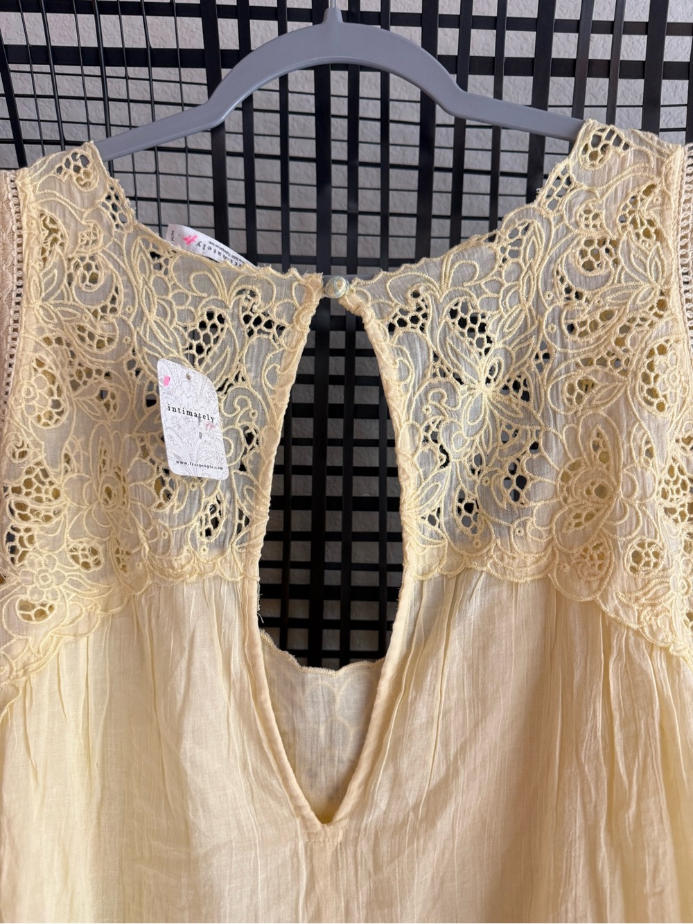 Free people Eye Catcher Bloomsie Romper double butter yellow - Picture 8 of 9